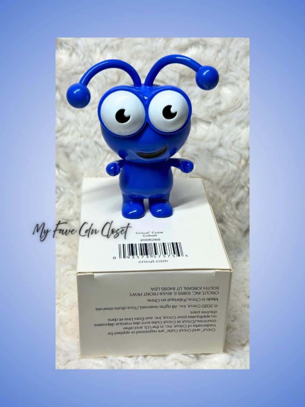 NEW in Box Cricut CUTIE Figurine **COLBALT**